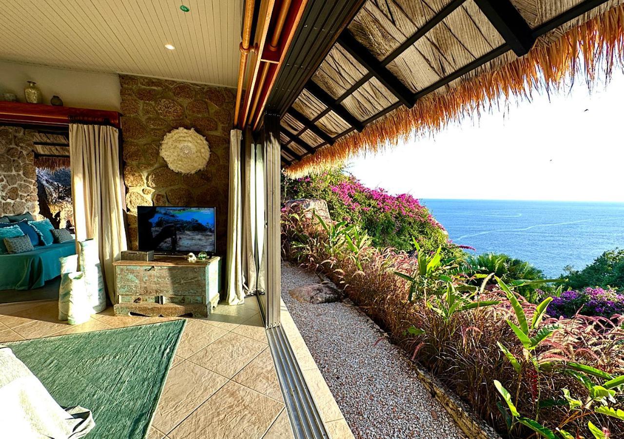Chateau De Feuilles & Spa - Praslin Island Baie Sainte Anne Exterior photo
